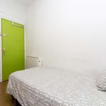 Rent a room of 90 m² in madrid