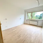 Rent 3 bedroom apartment of 116 m² in Uccle - Ukkel