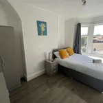 Rent 6 bedroom flat in North West England