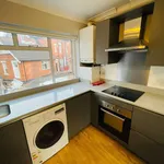 Rent 5 bedroom flat in Nottingham