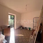 Rent 3 bedroom apartment of 70 m² in Cave