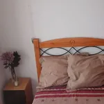 Rent a room in Madrid']