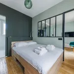 Rent 2 bedroom apartment of 30 m² in Paris