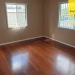 Rent 3 bedroom house in Woodridge