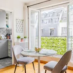 Rent 1 bedroom apartment of 27 m² in Paris