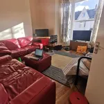 Rent 6 bedroom flat in Wales