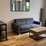 Rent 2 bedroom apartment of 37 m² in Rueil-Malmaison