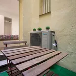 Rent 1 bedroom apartment of 30 m² in Madrid