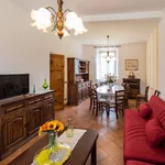 Rent 3 bedroom apartment of 150 m² in Lucca