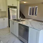 Rent 4 bedroom house in Barrie