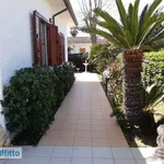 Affitto 4 camera casa di 119 m² in Villaggio Nuova Temesa