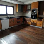 Rent 4 bedroom house of 400 m² in Leiria