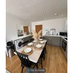 Rent 5 bedroom house in Brighton