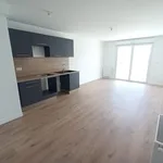 Rent 3 bedroom apartment of 64 m² in Reims