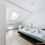 Huur 4 slaapkamer appartement van 145 m² in Charleroi