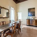 Rent 5 bedroom apartment of 200 m² in Verona