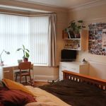 Rent 7 bedroom house in East Midlands