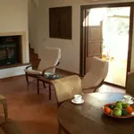 Rent 3 bedroom apartment in Almeria']