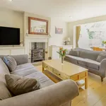 Rent 5 bedroom flat in South East England