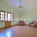 Single family villa, good condition, 300 m², Centro, Ariccia