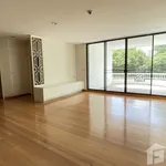 Rent 4 bedroom apartment of 340 m² in Bangkok