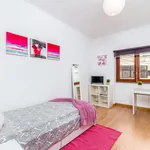 Rent 5 bedroom house in Lisbon