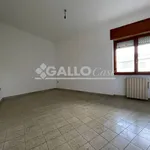 Rent 3 bedroom apartment of 100 m² in Cosenza