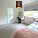 Rent 4 bedroom house in Camberley