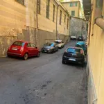 Affitto 3 camera appartamento di 90 m² in Genoa