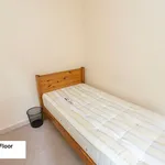 Rent 4 bedroom apartment in Coventry