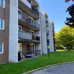 4 bedroom apartment of 947 sq. ft in Saint-Jean-sur-Richelieu