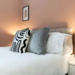 Rent 1 bedroom flat in Cardiff