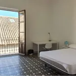 Rent a room in granada