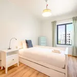 Rent 3 bedroom apartment in lisbon