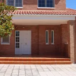 Rent 4 bedroom house of 241 m² in Valladolid