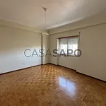 Rent 1 bedroom apartment of 92 m² in Amadora