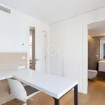 Alquilo 5 dormitorio casa de 332 m² en Barcelona