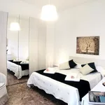 Rent 3 bedroom apartment of 120 m² in florence