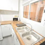 Rent a room of 100 m² in valencia