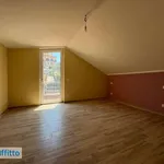 Affitto 3 camera appartamento di 99 m² in Rome