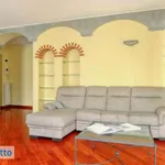 Rent 3 bedroom apartment of 100 m² in Milan