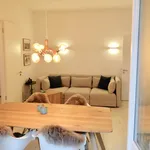 Rent 1 bedroom apartment of 667 m² in Berlin