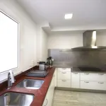 Rent 4 bedroom apartment of 138 m² in Valladolid