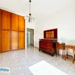 Rent 3 bedroom apartment of 90 m² in Rome