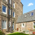 Rent 3 bedroom apartment in Edinburgh