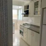 Alquilo 3 dormitorio apartamento de 80 m² en  Sevilla