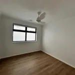 Rent 4 bedroom apartment in Coburg