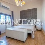 Rent 4 bedroom house of 200 m² in Rome