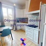 Appartement de 24 m² avec 4 chambre(s) en location à Saint-Étienne