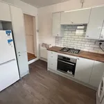 Rent 4 bedroom flat in Wales